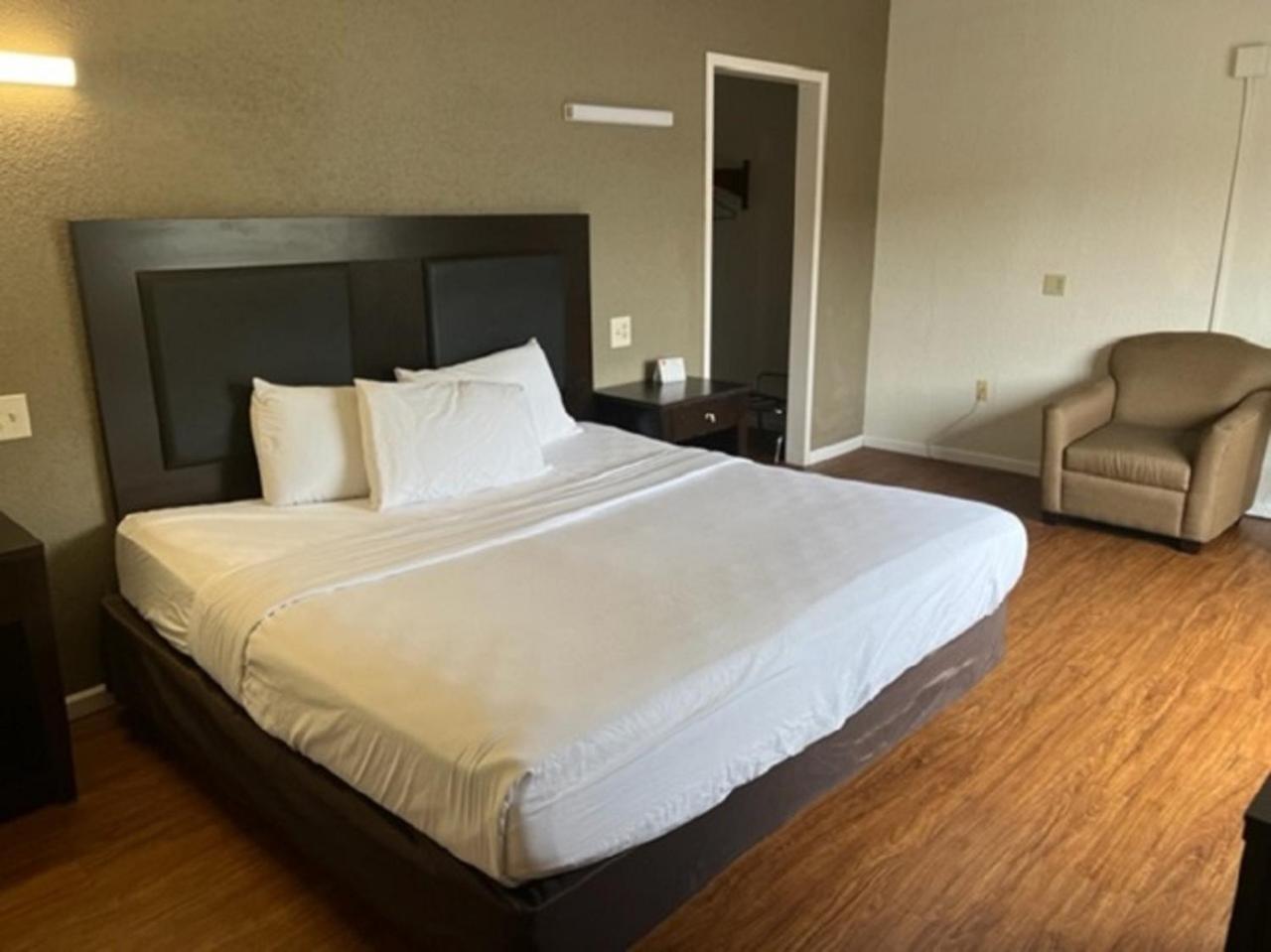 Posh Inn & Suites ويسكونسن رابيدز الغرفة الصورة